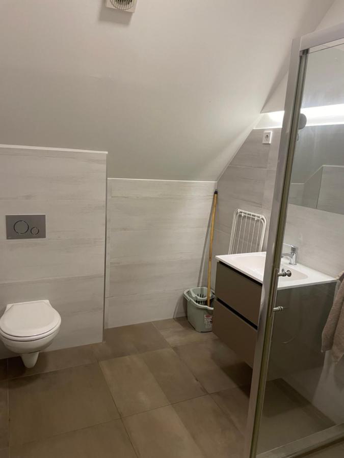 זמראדי Kuenszler Apartmanhaz מראה חיצוני תמונה